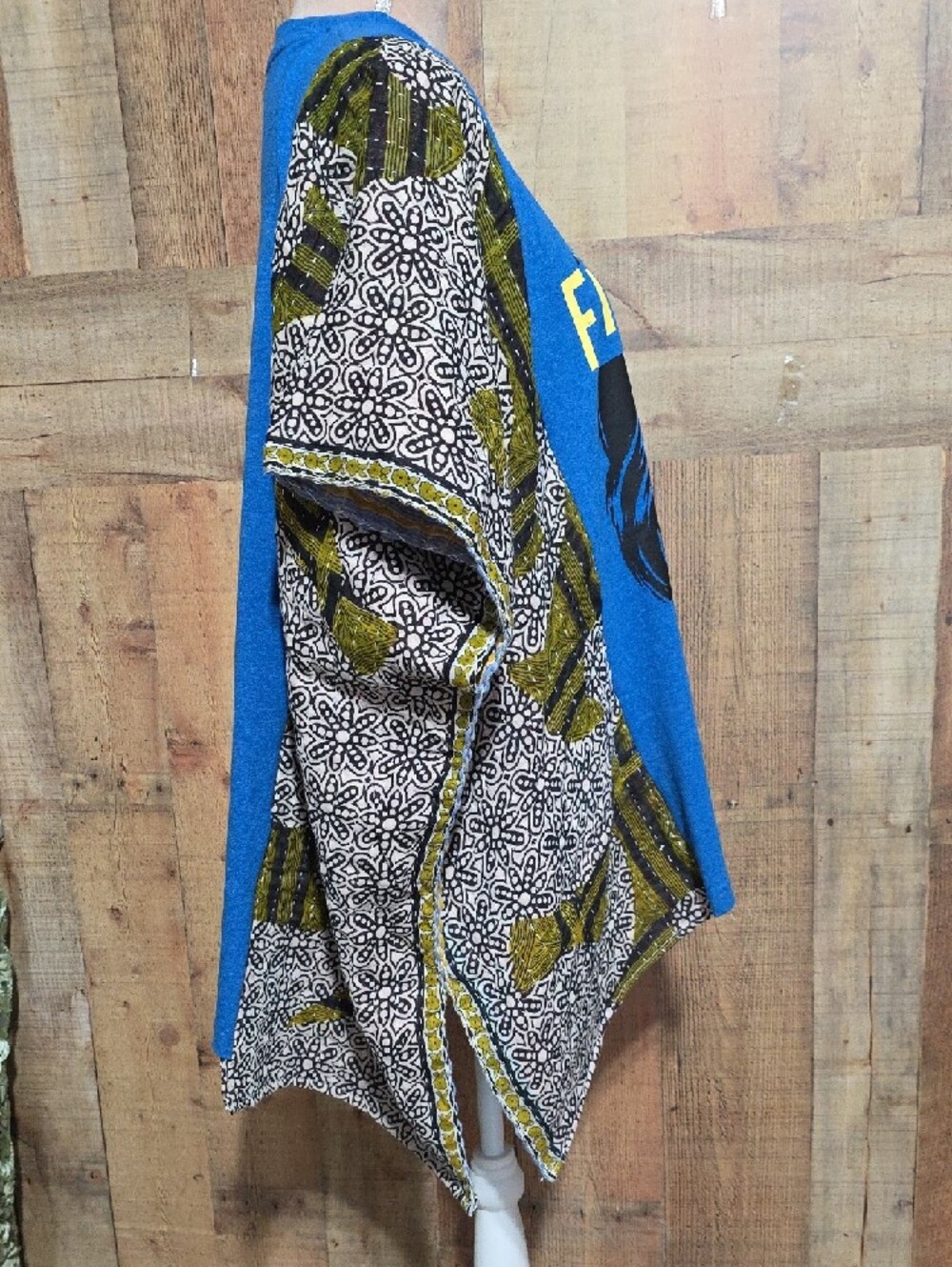 Upcycled Blue Foo Fighters Graphic Tee – Kantha Poncho Sleeve - Picture 5 of 7